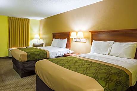2 Double Beds Nonsmoking