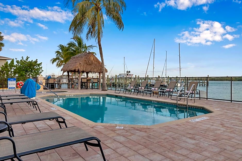 Hutchinson Island Hotel and Suites