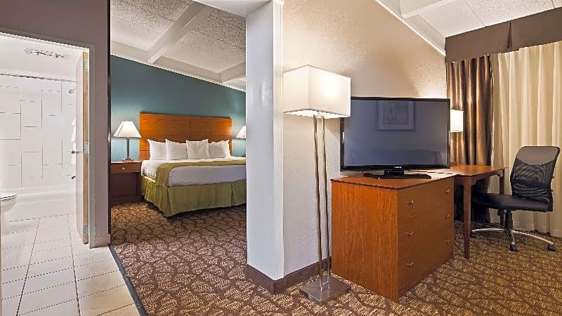 Best Western Hospitality Hotel & Suites