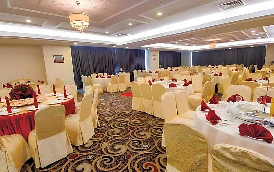 Kinta Riverfront Hotel & Suites