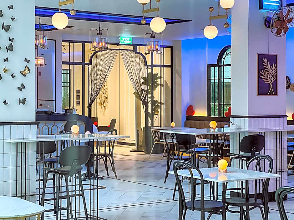 Ratri Hotel Phuket Old Town