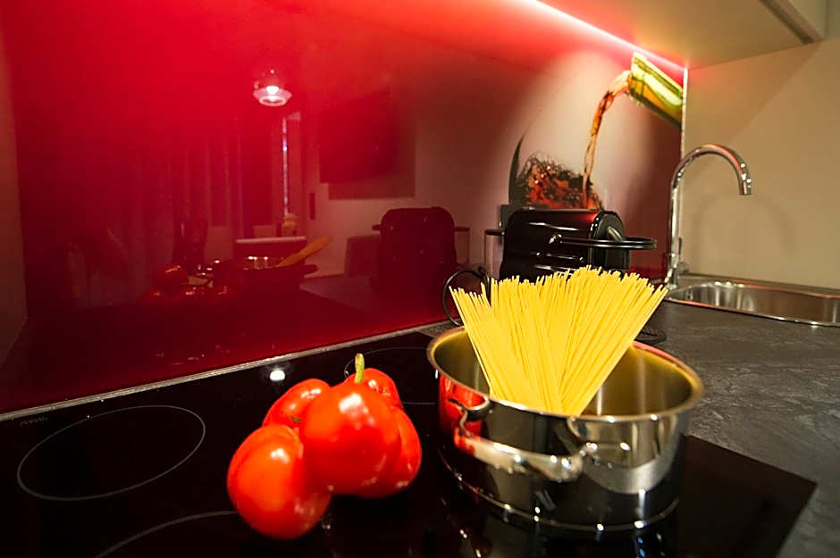 Haus Gregori Modern & Central Stay in Vineyard with Rooftop & Served Breakfast