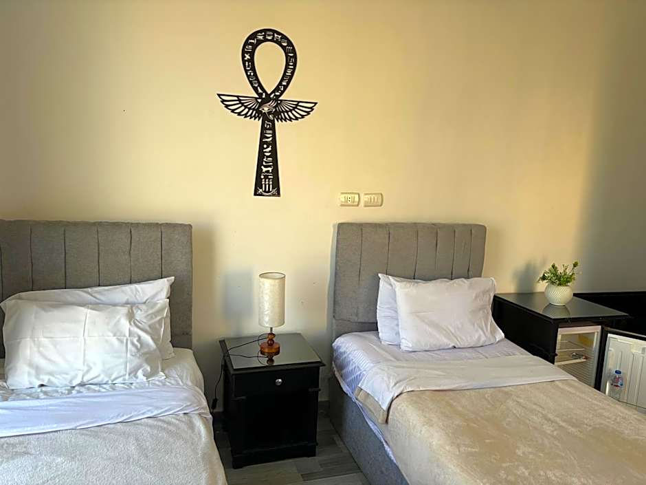 K Boutique Hotel - Pyramids & GEM - Roof