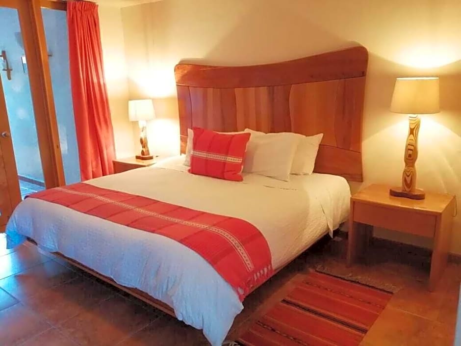 Casa Tsaya Boutique