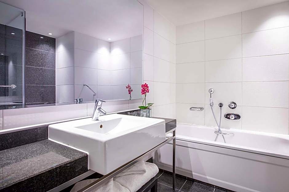 Park Plaza London Riverbank