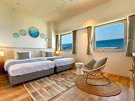 Superior Twin Room with Sea View