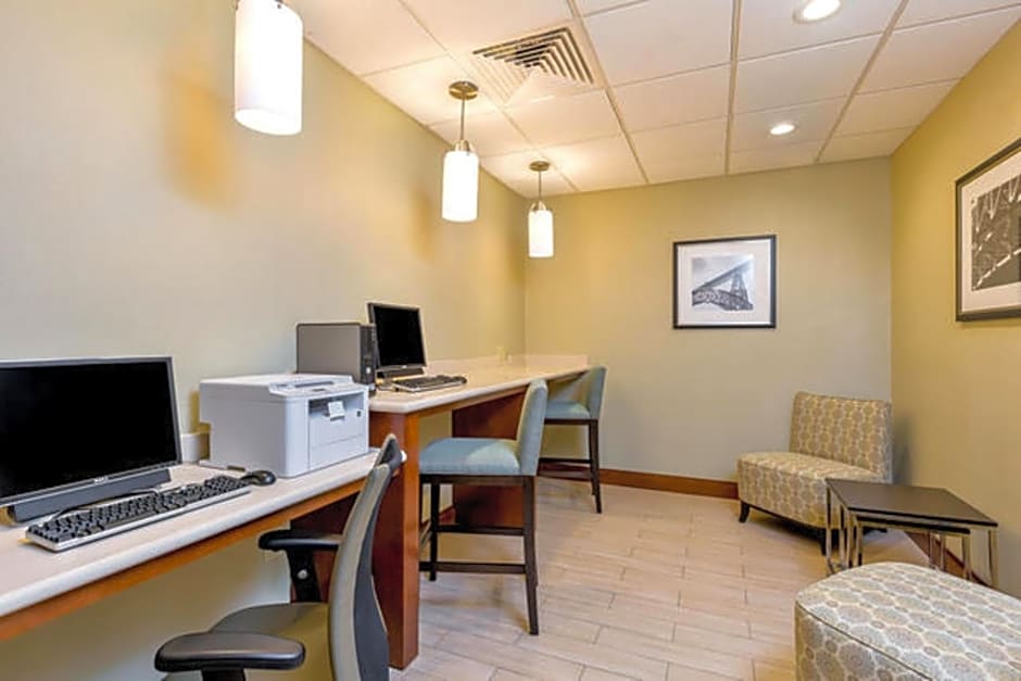 Staybridge Suites College Station