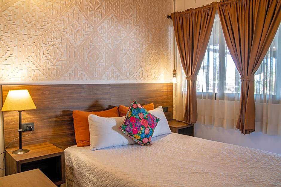 Hotel Las Camelias Inn by AHS