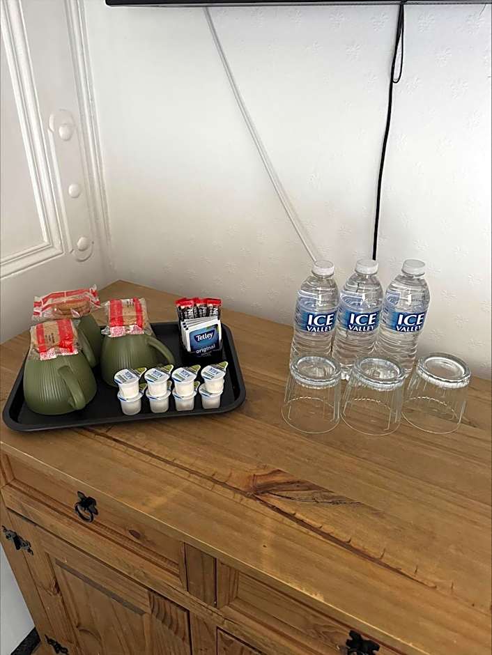 The Hillside Hotel & Restaurant