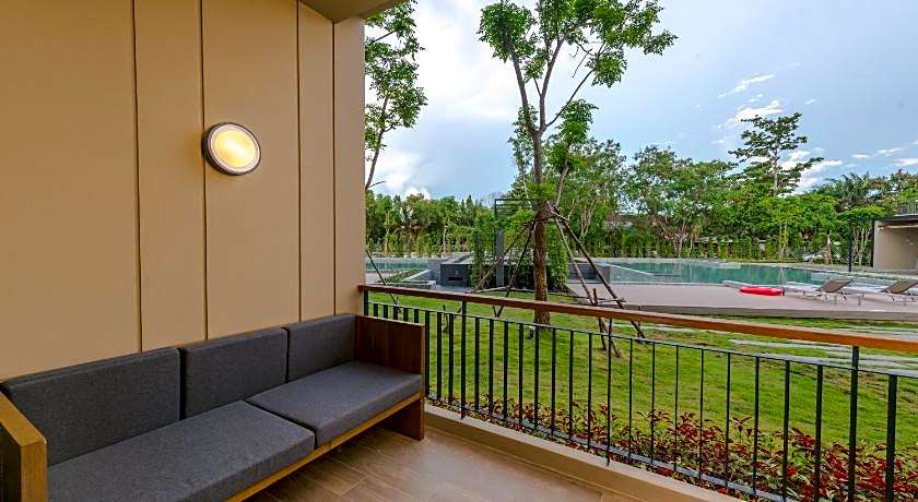 The Gallery Hotel Naiharn