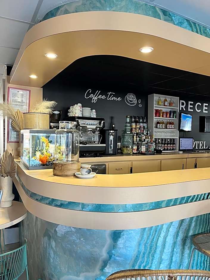 Hôtel Les Sables - Urban Style - by Logis Hotels