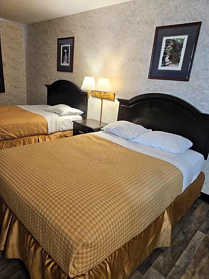 Colfax Inn by Marifah