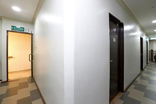 OYO 90045 Dalyla Inn Hotel