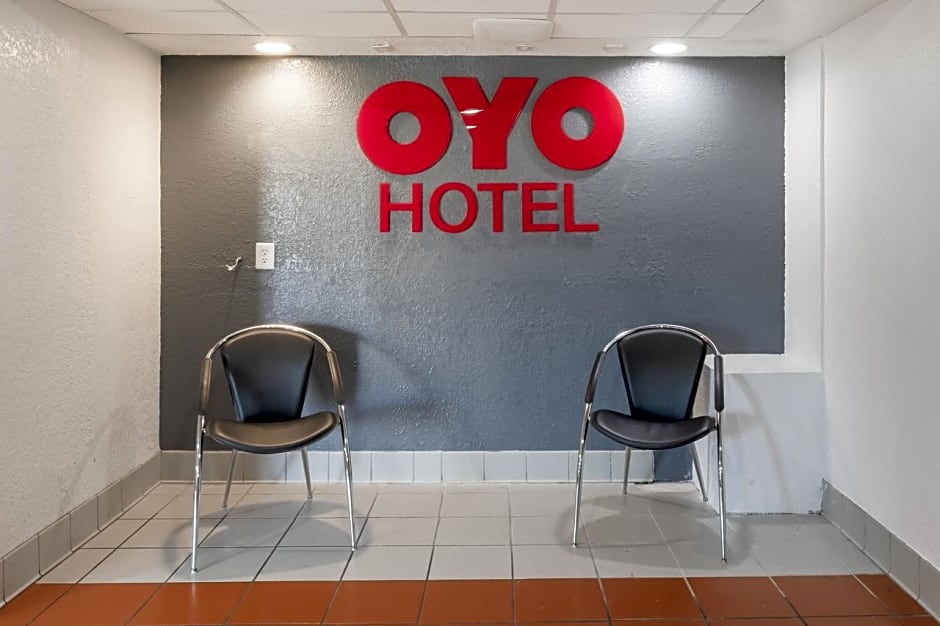 OYO Hotel Houston Katy Freeway