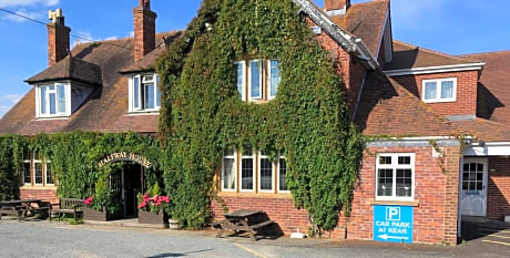 Halfway House Inn Country Lodge
