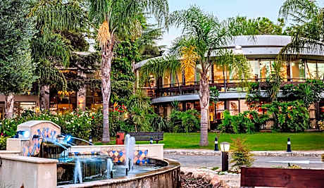 Hacienda Forest View Hotel