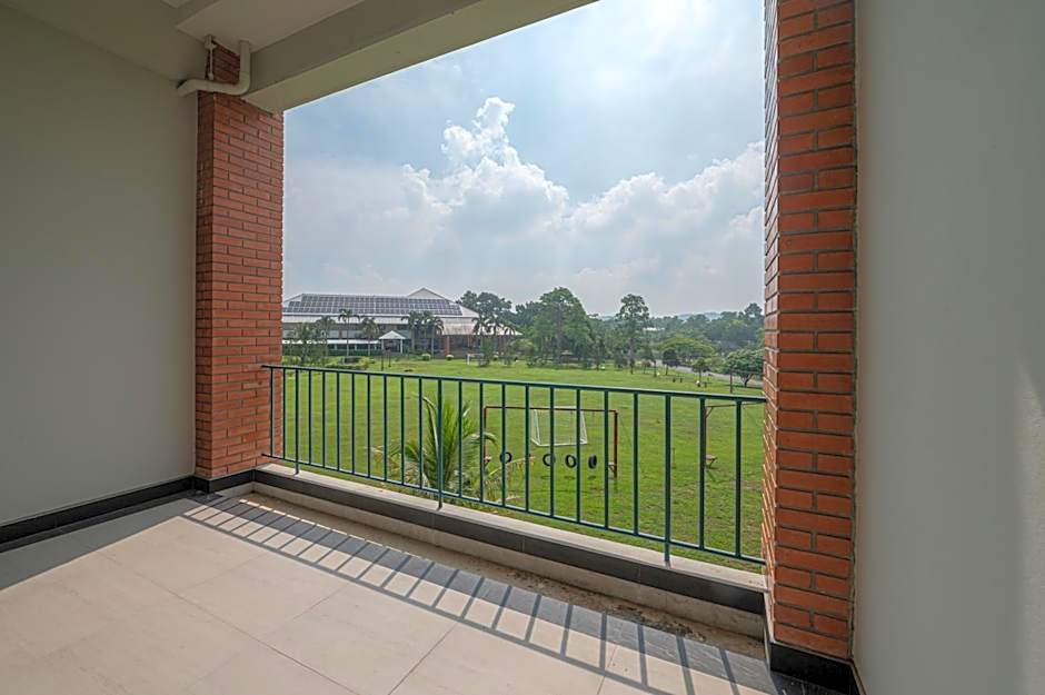 Eco Hotel by Thammasat