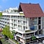 Maxonehotels At Bukit Jimbaran
