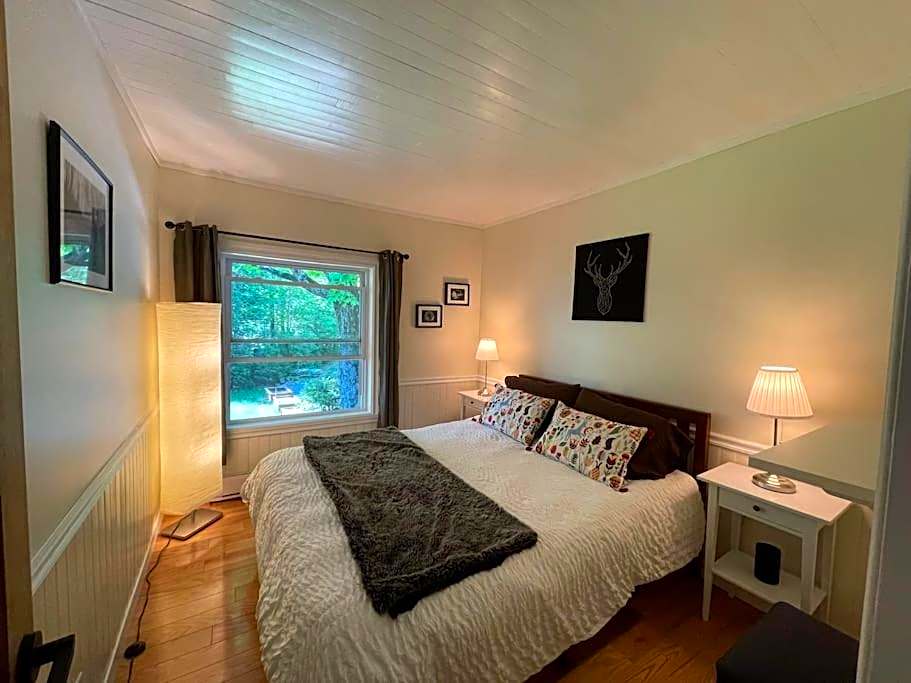 Ty-Llyn - Lakeside Spa Retreat