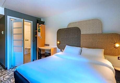 Double Room - Disability Access