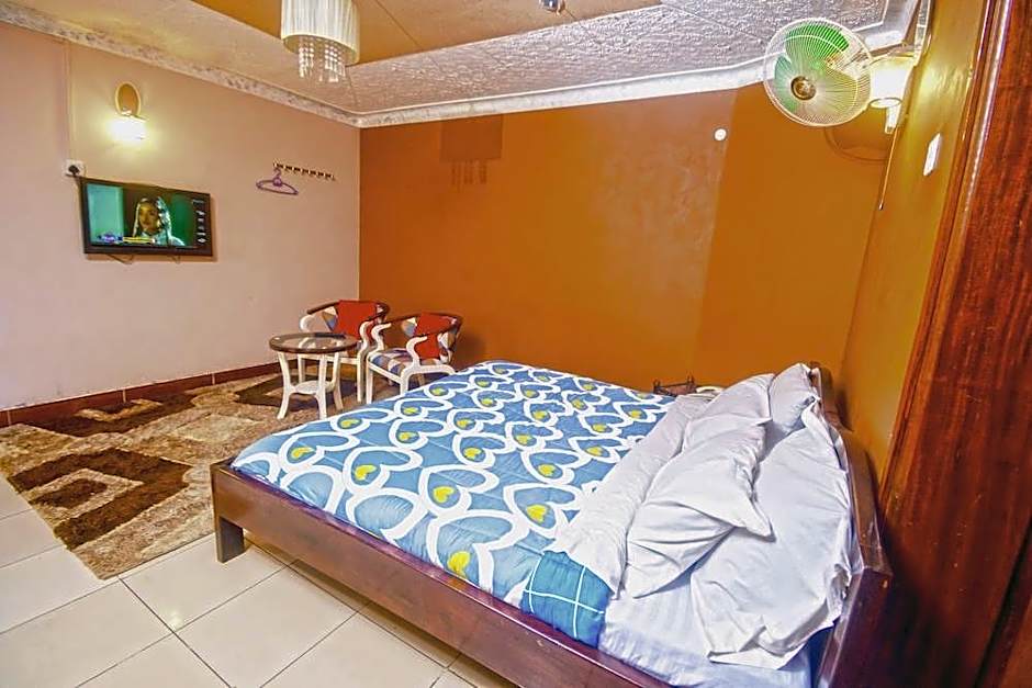 Royal Lake View Gardens