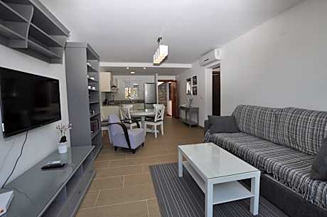 Deluxe Two-Bedroom Villa