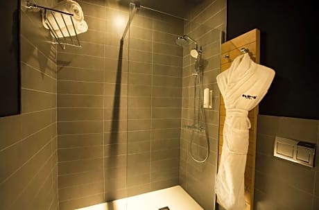 Balcony Business Twin Room