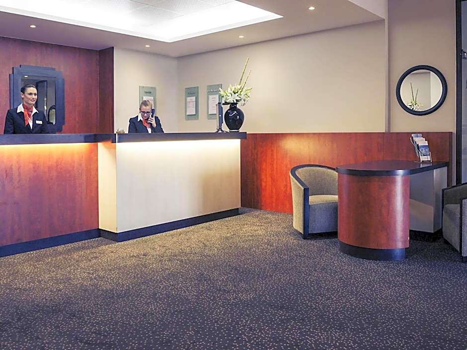 Mercure Maurepas Saint Quentin