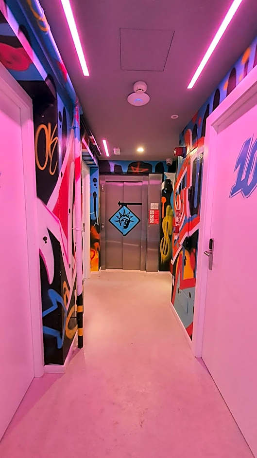 We Street Hostel - El Arenal-Albergue Turístico