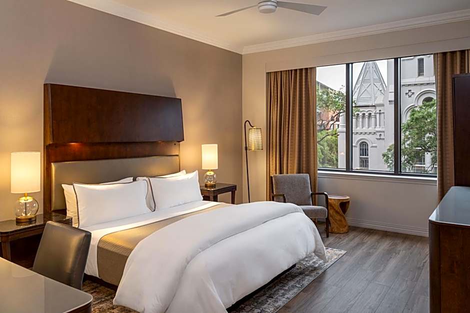 Photo 1 of 3 of Traditional 1 King Bed Guestroom