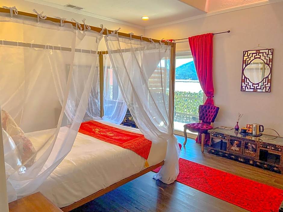 Quiet Mind Mountain Retreat