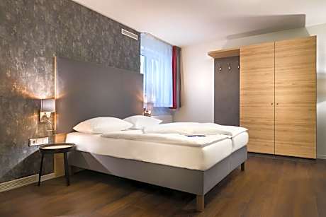 Signature East Hotel Apartment