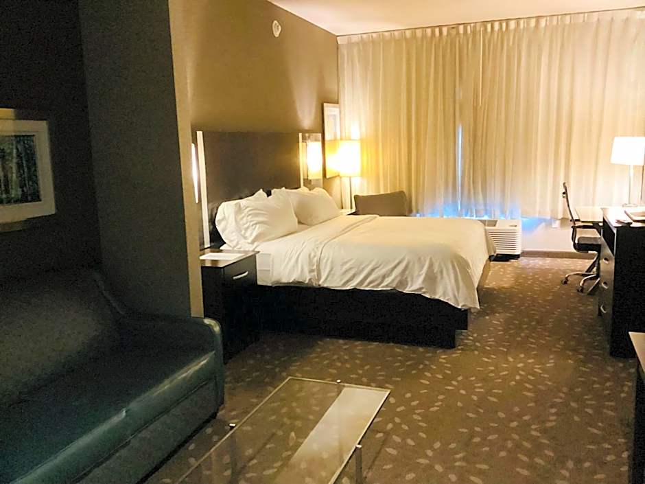 Holiday Inn Express Hotel and Suites Saint Robert By IHG