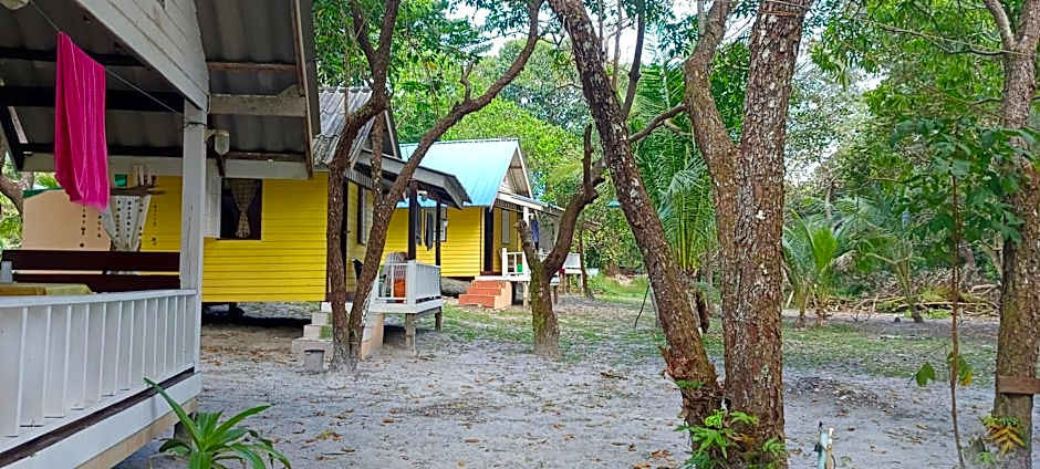 Baan Suan Kayoo 1 Long beach Aow Yai