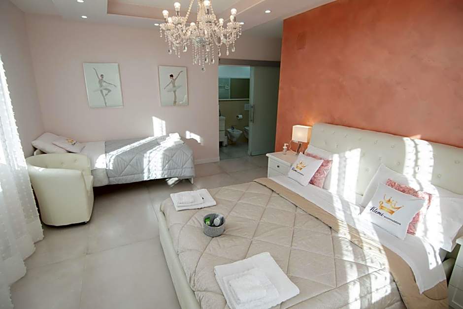 Klemi, rooms in old town Dolomia best home Check in automatico