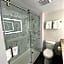 Holiday Inn Express & Suites Eden Prairie  Minneapolis By IHG