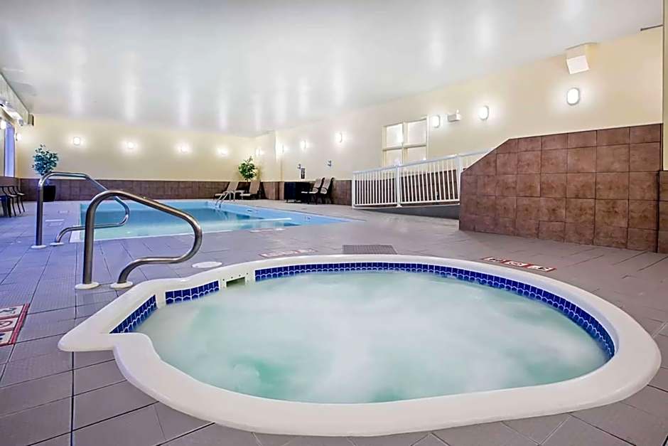 Ramada by Wyndham Prince Albert