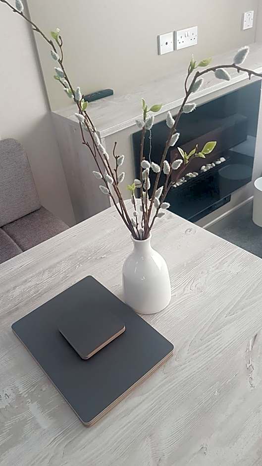 KINGDOM HOLIDAY PARK - Parrot