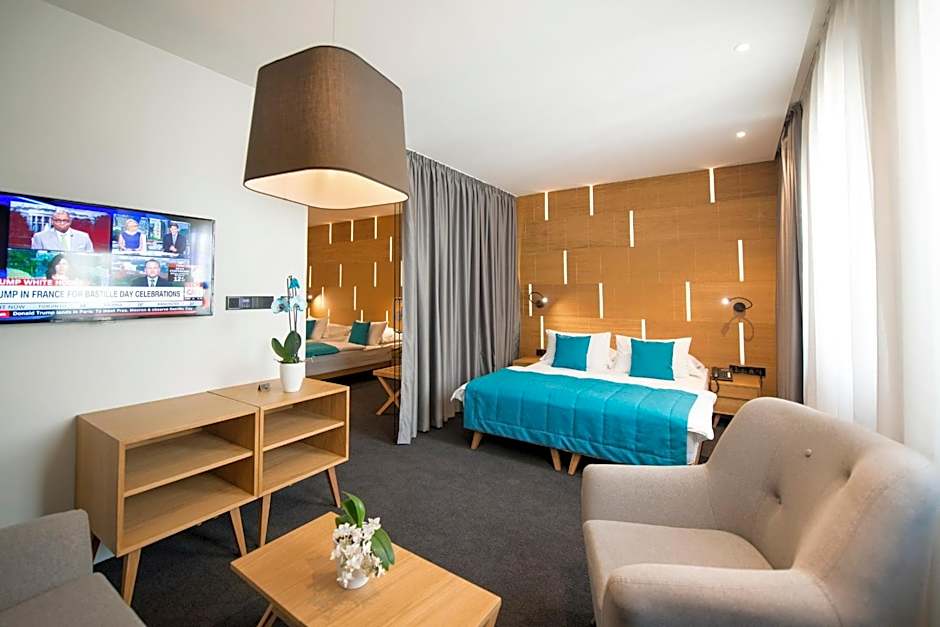 Hotel Sana
