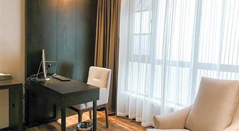 GreenTree Eastern Yingtan City Guixi Municipal Government Hotel