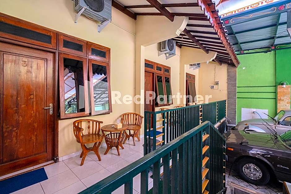 Hotel Wisata Ziarah Sunan Bonang Syariah Mitra RedDoorz