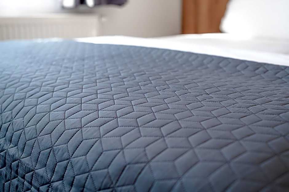 No 28 Rooms & Apartments