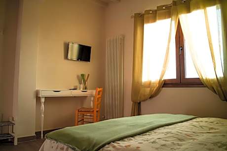 Double Room with Lake View