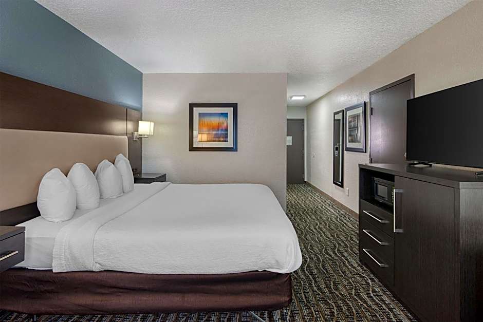 Best Western Waldo Inn & Suites
