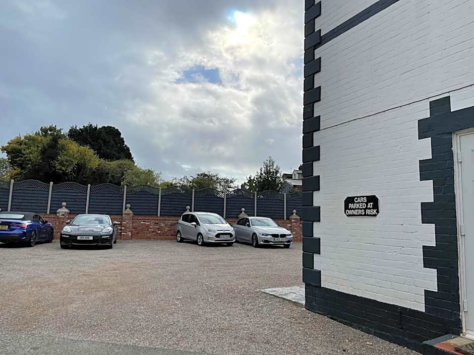 The White Lodge Hotel