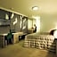 Loxton Community Hotel Motel
