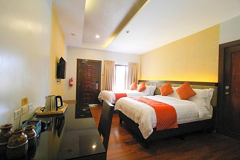 Photo 1 of 12 of Premier 2 Beds, Pool View