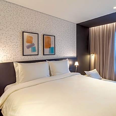Deluxe Triple Room - 1 Double Bed and 1 Single Bed