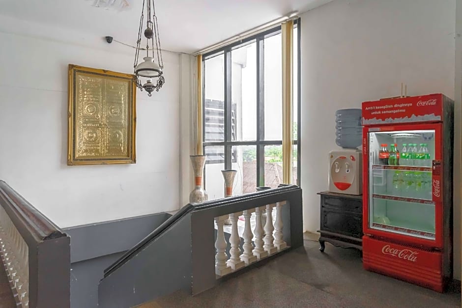 Urbanview Hotel Ananda Syariah by RedDoorz