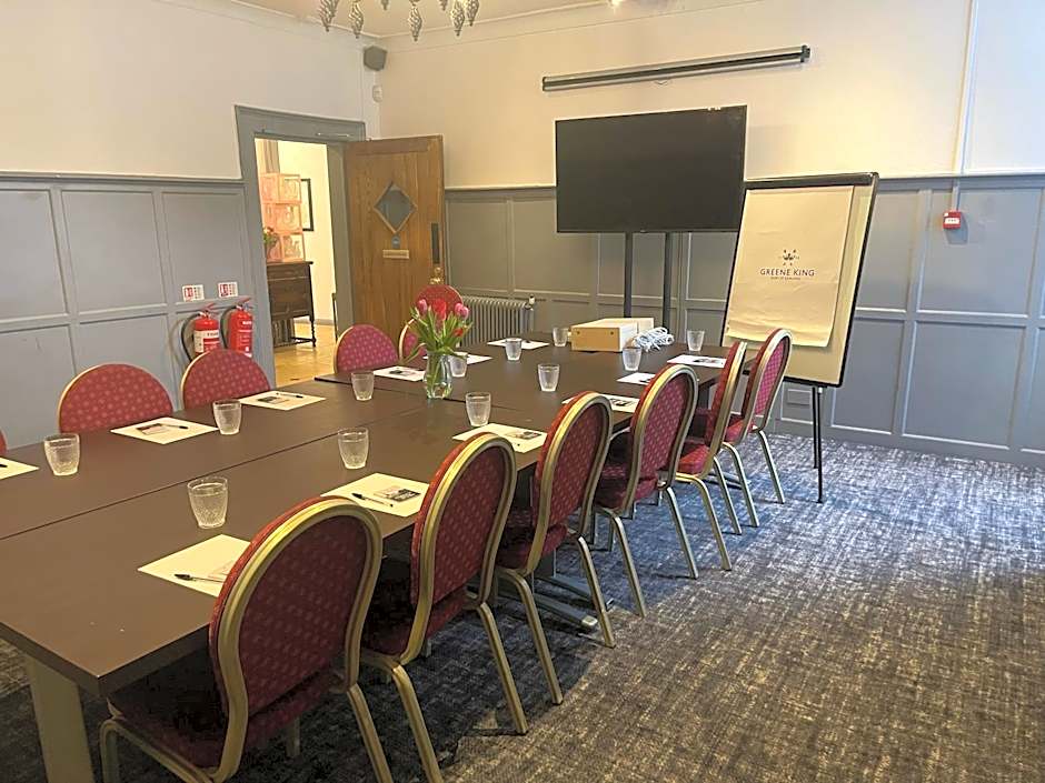 Cromwell Lodge Hotel by Greene King Inns